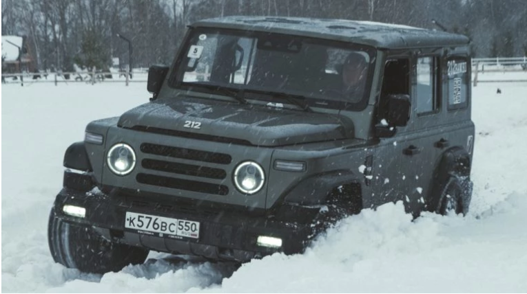 218 «лошадей» BAW 212 T01 против одного коня в снежном поле. Тест Антона Архипова